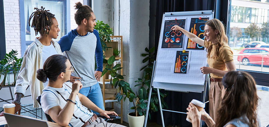 912x433 Advertising Marketing.jpg